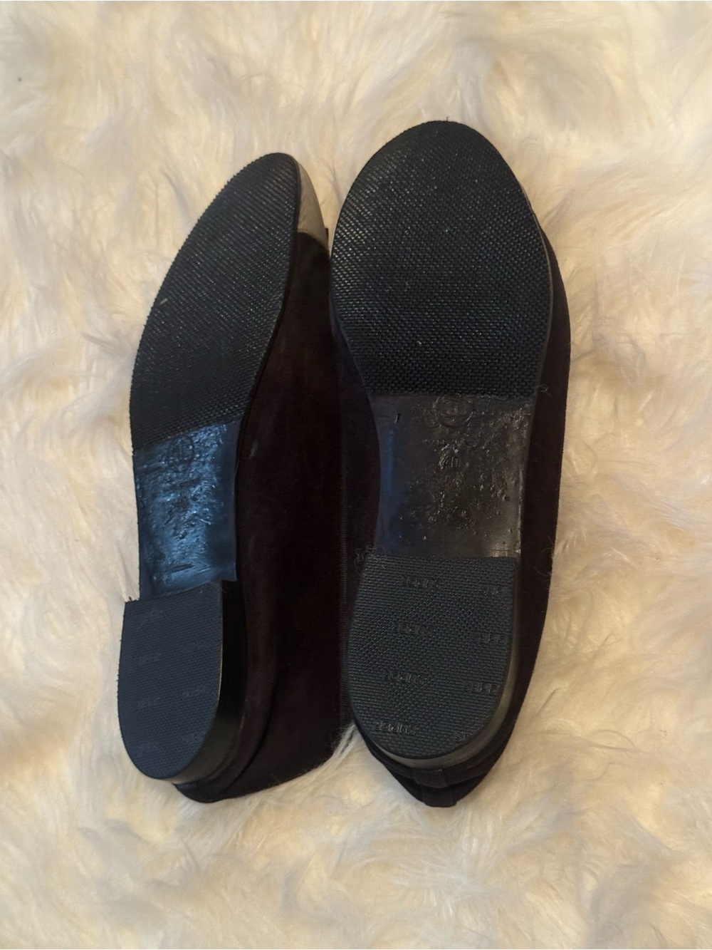 CHANEL Black Ballet Flats with Silver Logo Cap - Picture 5 of 6